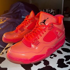 Wmns Air Jordan 4 Retro NRG Pink 'Hot Punch' Sneakers